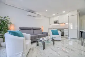 Immaculate apartment in High St - Image 5