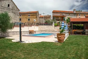 Holiday home Darko - ideal getaway for 4 people - Image 2