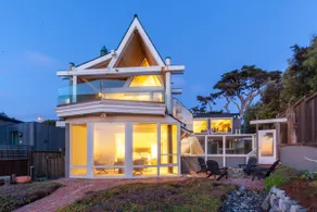 Walk to the Beach from this Ocean Front Home - Image 3