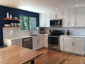 4 BDR waterfront home with a view, scuba site - Image 4