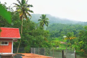 Water Vibes Mamalakandam - Image 4