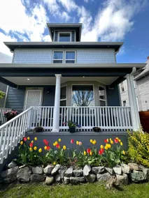 1904 home near Tacoma dome & convention center - Image 3