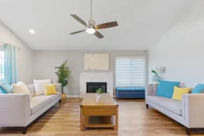 Bright Cozy 3b/2b with nice backyard & BBQ - Image 3
