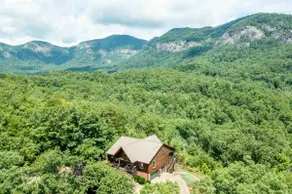 Cabin Retreat-Stunning Views, Pool Table+Hot Tub - Image 4