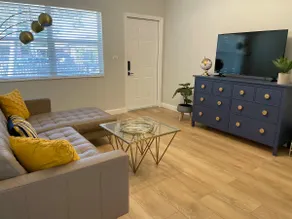 Chic 3 bedroom apt. in Central Miami/Little Havana - Image 2