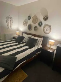Town centre apartment with parking - Image 3