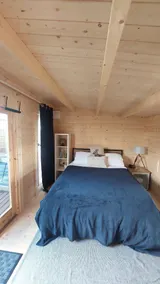 Wood Cabin near the Vale - Image 3