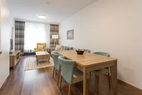 2 Bedroom with Open Terrace close to U3Metro Stop - Image 2