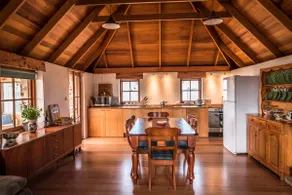 Saltworks Beach House - fun with family & friends - Image 5