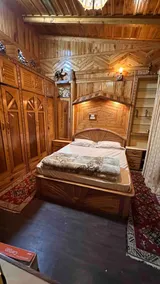 The wooden lodge - Image 5