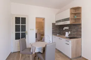 Penninsula 2 appartment - Image 3