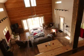 Luksushytte ved søen på 125 acres (20 min til MSU) - 6 sovepladser - Image 2