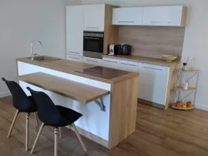 Sunny apartment house - Image 4