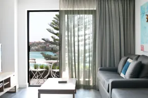 Bondi 38-One Bedroom Suite -Ocean View and Balcony - Image 2