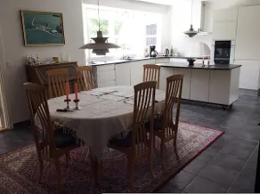 Attractive year-round house for short or long-term rentals - Image 3