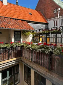 Center - Exclusive duplex with private roof terrace - Image 4