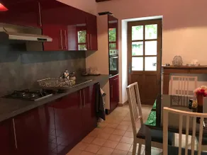 Small house in the heart of nature - Image 2