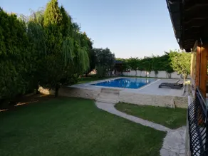 Private Pool and Sheltered Villa // Villa Kalenci - Image 4