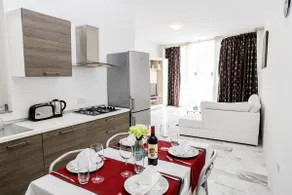 Luxury Penthouse 2 bedroom No.2 - Image 5
