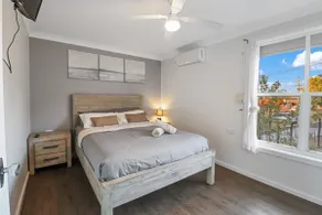 Toronto Garden Retreat - Image 2