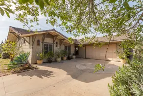 Quiet Oaks Bungalow - Image 4
