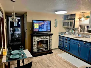 Mermaid's Hideaway Unit#6 - Image 2