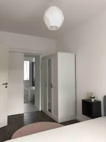 Four House - Image 2