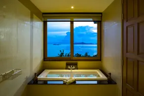 2-Bett-Villa mit spektakulärem Meerblick, Pool, Whirlpool, kostenlosem Auto und Transfers - Image 5