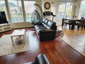 Boating and fishing on a Lakefront house - Image 5