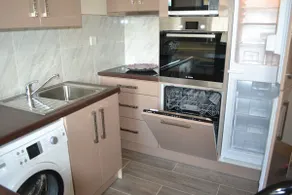Self-catering Apartment. 2 bedrooms, parking - Image 4