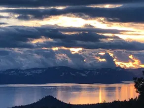 Heavenly Skiers and Hikers Delight - Image 3
