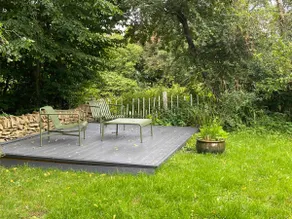 2-bed cottage nr Soho Farmhouse - Image 4