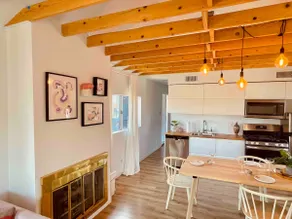2-Bedroom with a Stunning view - Image 3