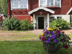 Private accommodation in a solid environment - Image 2