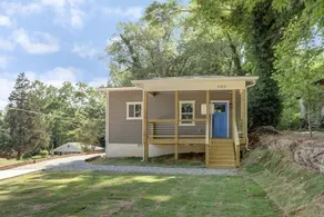 In the City, Amazing Experience 3 Bedroom 2.5 Bath - Image 2