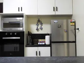 A cozy and convenient home for your family stay. - Image 4
