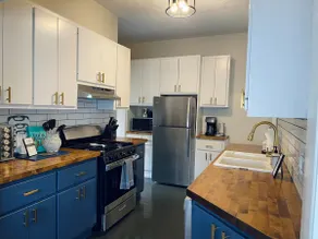 {Das Vogel Haus} Cheerful cottage getaway in Helen - Image 3