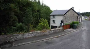 Stone Cottage By The River - Image 5