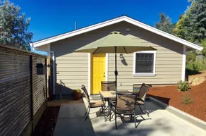 Quiet and peaceful Russian River Valley retreat - Image 3