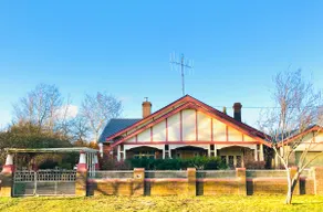 Grand residence in the heart of Crookwell - Image 1