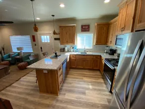 New custom home near downtown - Image 5
