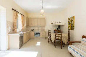 Erato House - Image 3