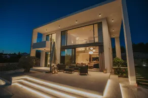 Villa Maris - Luxury Villa with Pool - Image 4