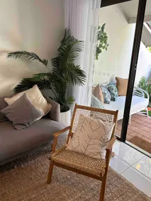 Stylish Noosa Townhouse - Central Location - Image 3