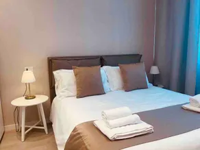 Urban Chic Home - Image 4