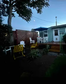 The Garden House • Cozy • Fire Pit + Fenced Yard. - Image 4