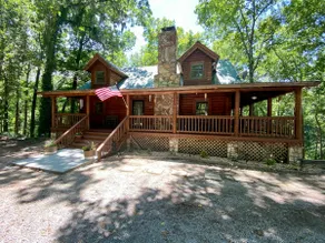Beautiful Log Cabin on Lake Jordan, AL - Image 2