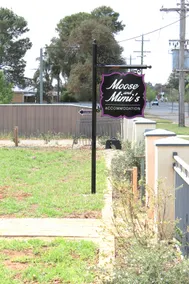 Moose and Mimis Apartment One Temora - Image 2