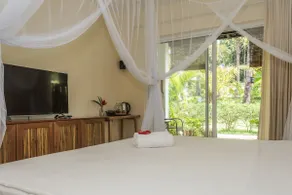 Le Forest Resort - Standard Bungalow Room - Image 4