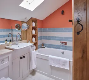 The Barn - Delightful Wiltshire Holiday Home - Image 5